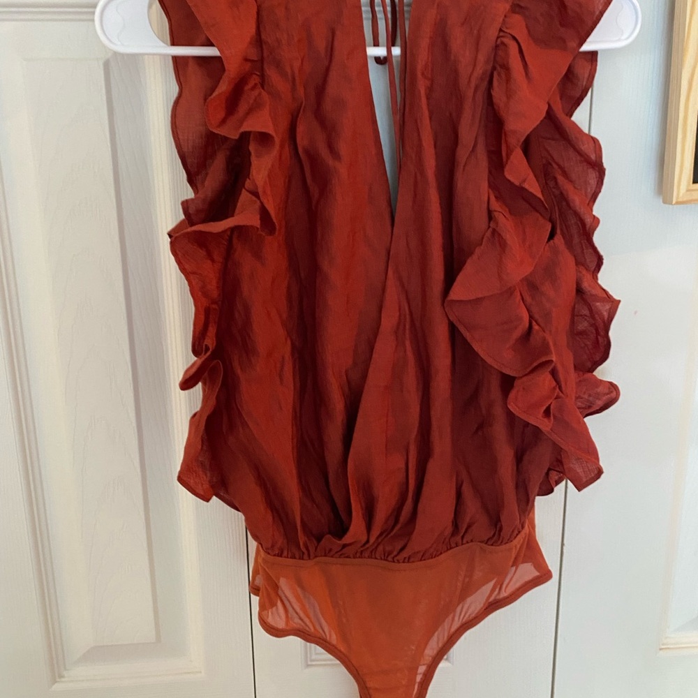 Lulus nwt Sz small bodysuit blouse - Picture 4 of 5